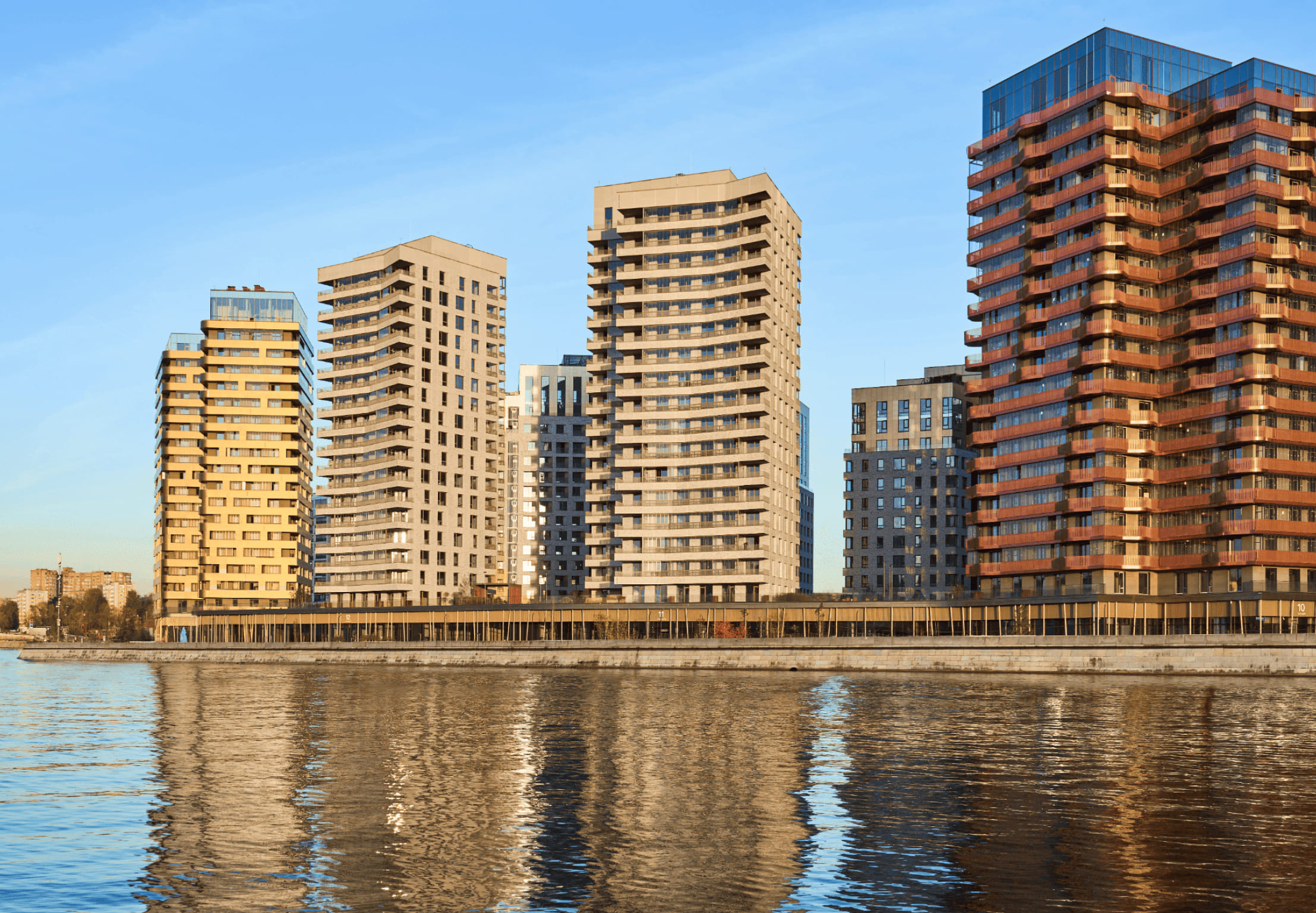 Все архитектурные решения обусловлены близостью к воде